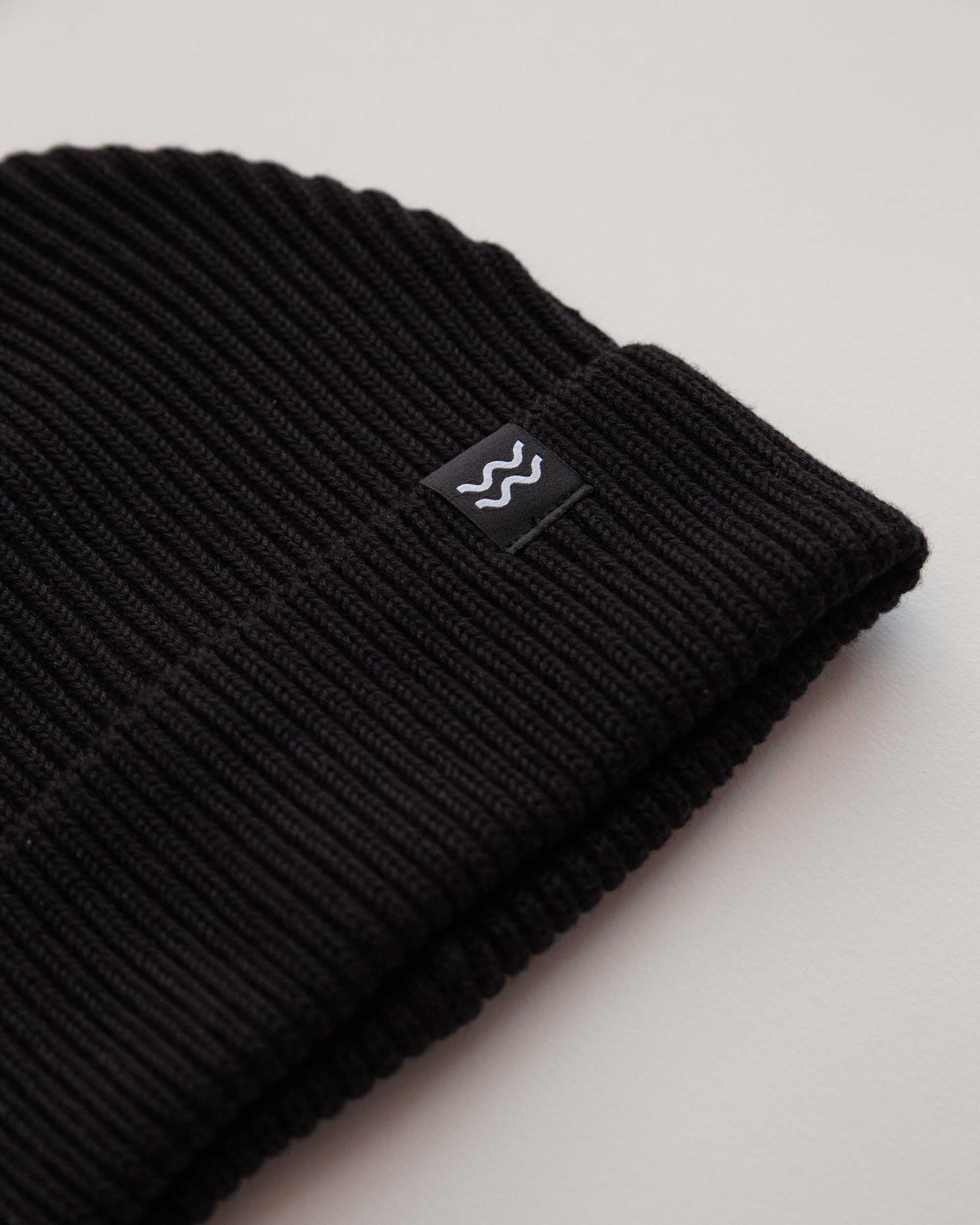 fisherman beanie / kolosser 3 / schwarz