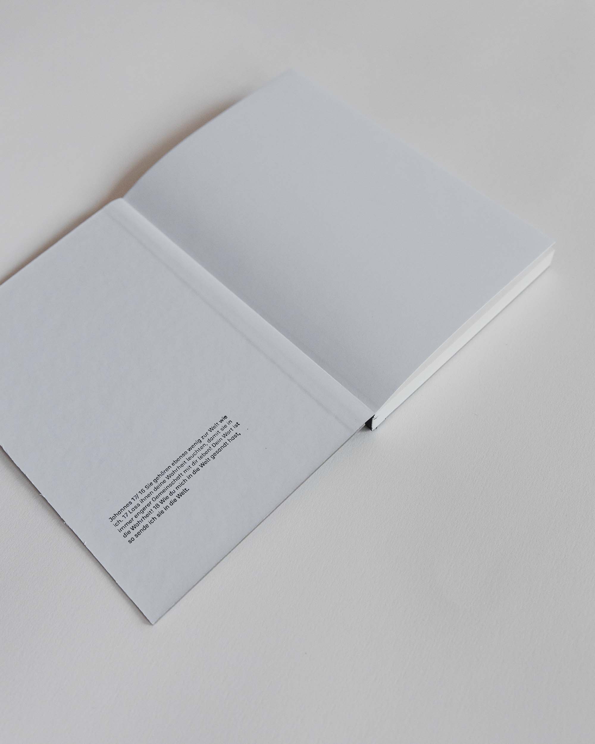 out of this world / notizbuch / johannes 17
